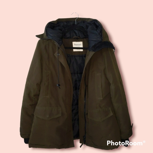 Bluenotes Parka - Picture 2 of 8